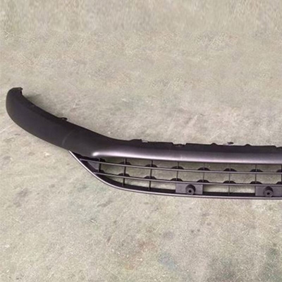 Schwarzer Kunststoffuntergitter für Ford Focus 2015 Verbessern Sie das Erscheinungsbild Ihres Autos