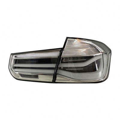 Einfache Installation Hinterlicht für BMW 3er F30 F35 LCI 2013 Weiße klare Linse LED