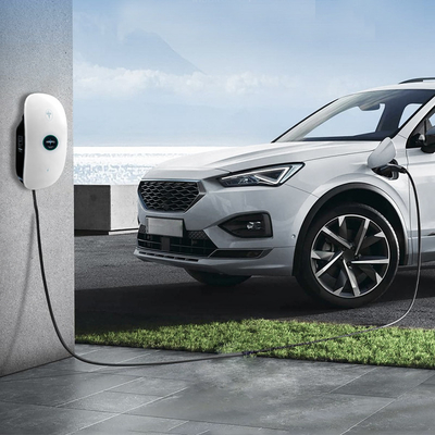 Bodenmontierte AC EV-Ladestation mit einem Typ-2-Stecker Optional für Elektroautos