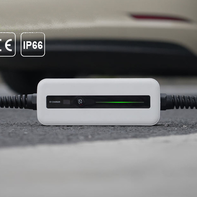 CEE Plug Elektroauto-Ladegerät OEM Portable EV-Ladegerät mit 16A 3.6kW Ausgangsstrom