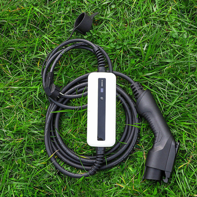 CEE Plug Elektroauto-Ladegerät OEM Portable EV-Ladegerät mit 16A 3.6kW Ausgangsstrom