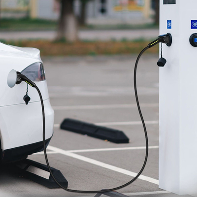 480V Wechselstrom 3-Phasen-Modus3-EV-Ladegerät 22KW Ladekabel Typ 2 mit Betriebsspannung