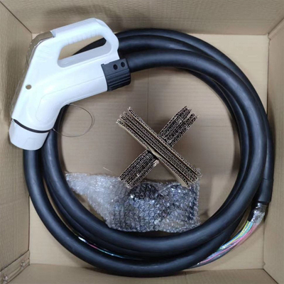 125A 200A GBT Schnellladestation Stecker IP54 bewertet Gleichstrom-Ladeanschluss für EV-Ladegeräte