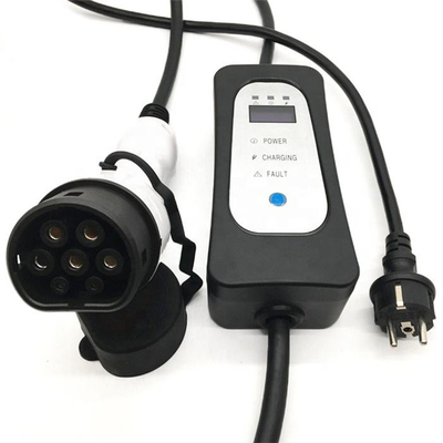 110V-240V Wechselstrom Typ 2 Elektroauto Portable EV Ladegerät mit Stromverstellbarer Schuko Steckdose