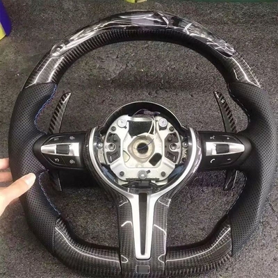Eigene Steuerung aus Mikrofaser, Kohlenstofffaser und Leder für BMW F10 F30 E60 E90 G30 E46 E92