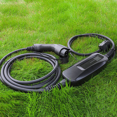 32A Portable Fast Easy EV Car Charger für Zuhause Widerstandsspannung 2000V IP-Bewertung IP66